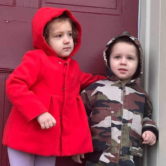 Meet your Blessed Posher 🥰 Christine. Blessed mother of 3 amazing babies ❤️ - Picture 9 of 9